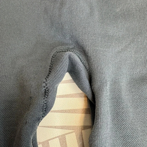 BLANQI EVERYDAY
Highwaist Postpartum + Nursing Support Leggings Size Large - Picture 5 of 6
